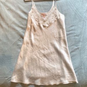 Oscar de la Renta White Slip